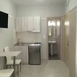 Poppy Beloni Apartmanhotel 3*