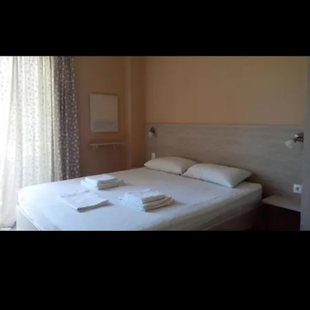 Poppy Beloni 하니아