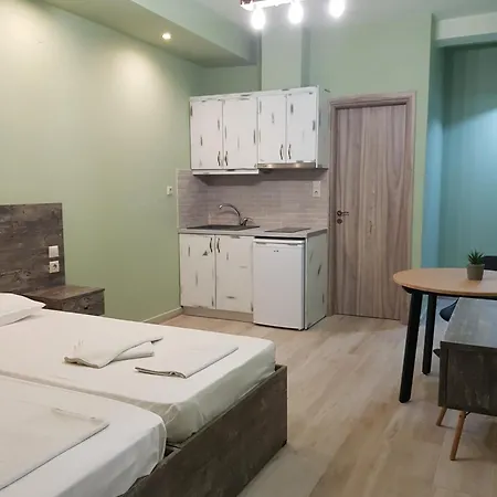 Poppy Beloni 3* 하니아