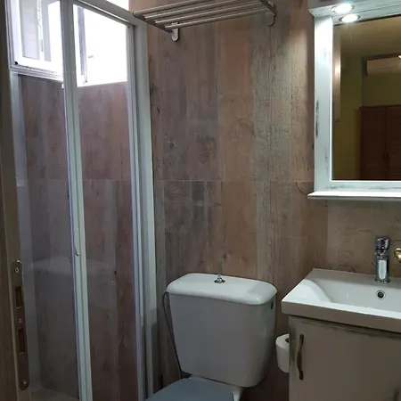 Poppy Beloni Апарт-отель 3*