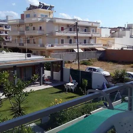 Poppy Beloni 하니아