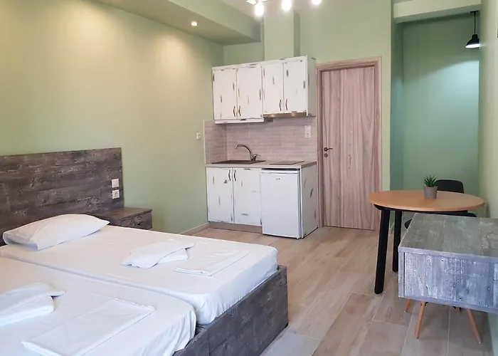 Poppy Beloni Aparthotel