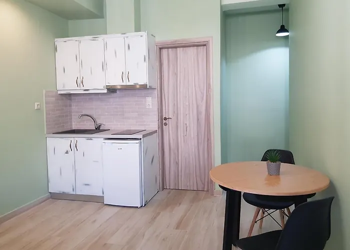 Poppy Beloni アパートホテル ハニア