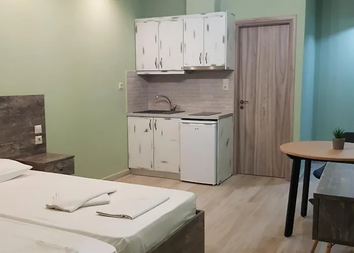 Poppy Beloni 3* ハニア