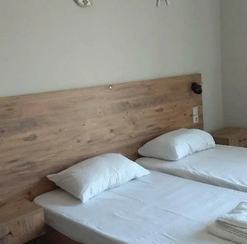 Poppy Beloni 3* ハニア