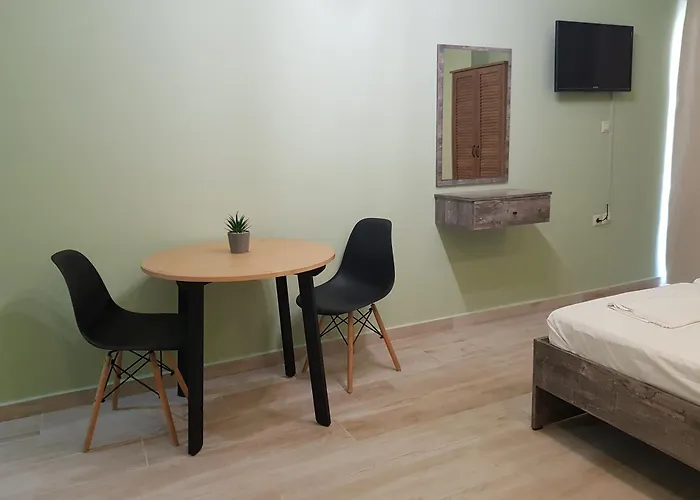 Lägenhetshotell Poppy Beloni 3*