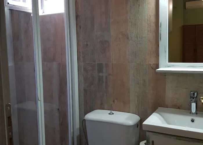 Poppy Beloni Lägenhetshotell 3*